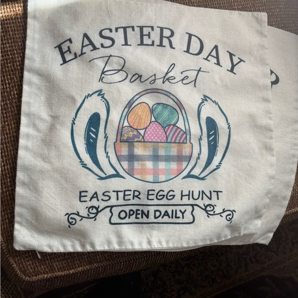 Easter Linens - Picture 3 of 11